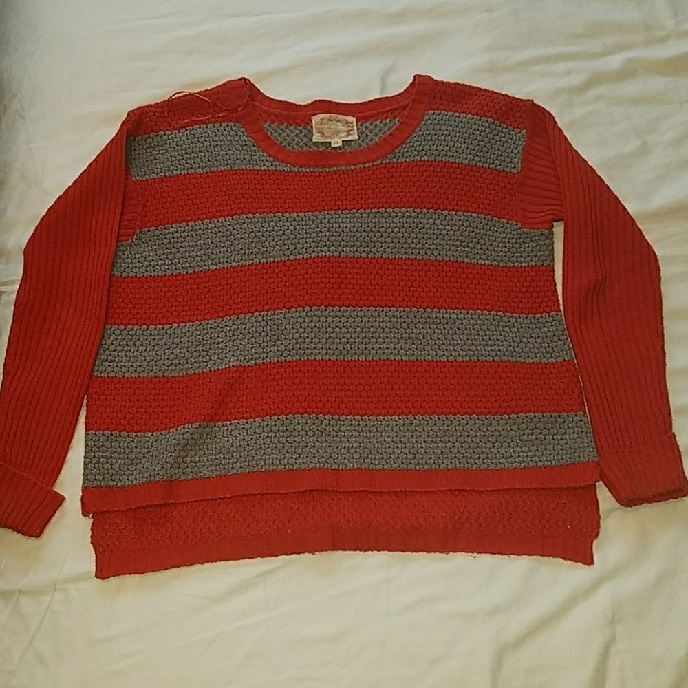 Sweater - Picture 2 of 5